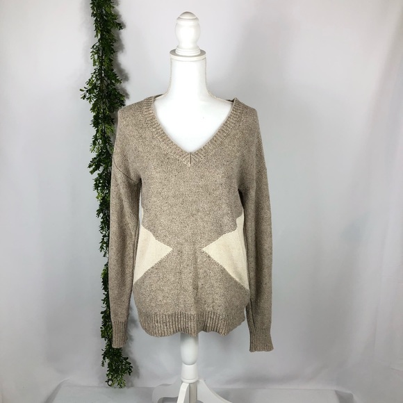 Forever 21 Sweaters - Forever 21 sweater cream size medium
